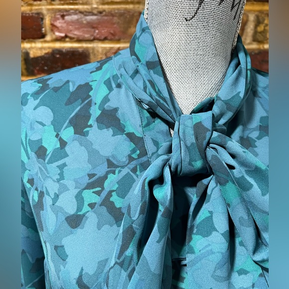 THE LIMITED Button Up Floral Blouse, Women's XS - Picture 3 of 6